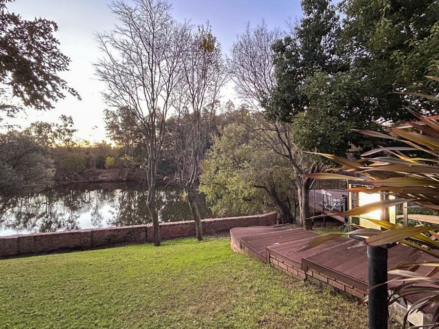 4 Bedroom Property for Sale in Vaal de Grace Nature Estate Free State
